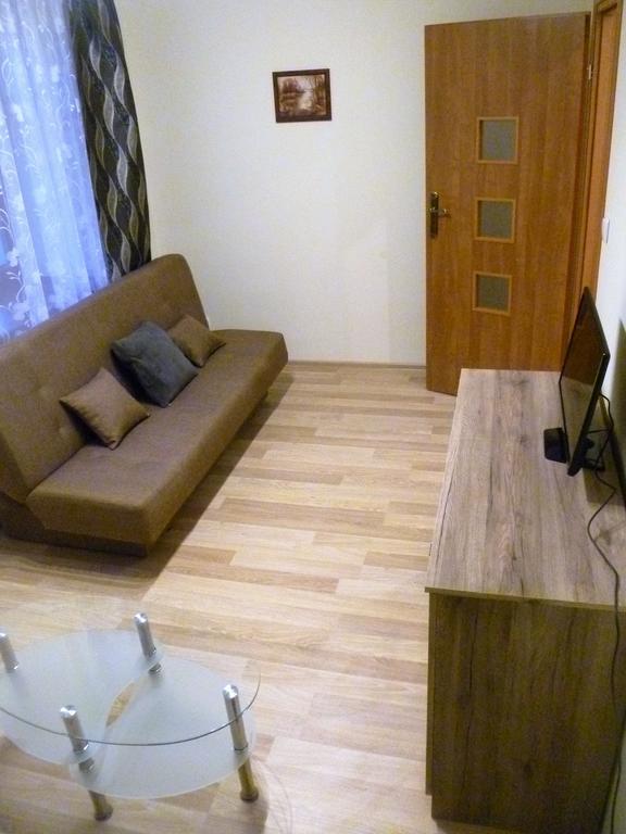 Energy House Apartment Jaslo  Bagian luar foto