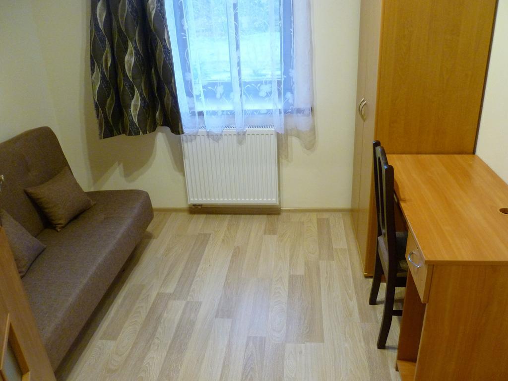 Energy House Apartment Jaslo  Bagian luar foto