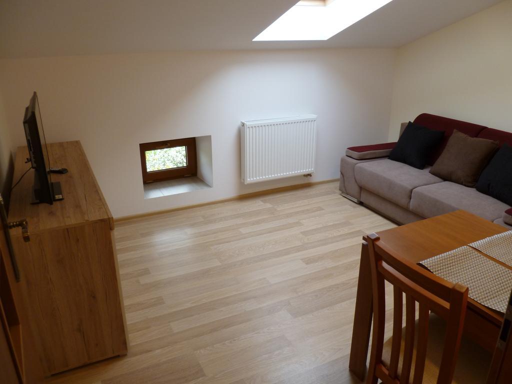 Energy House Apartment Jaslo  Bagian luar foto