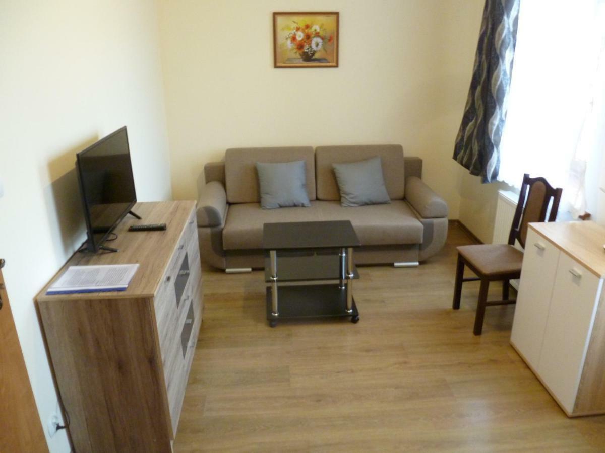 Energy House Apartment Jaslo  Bagian luar foto
